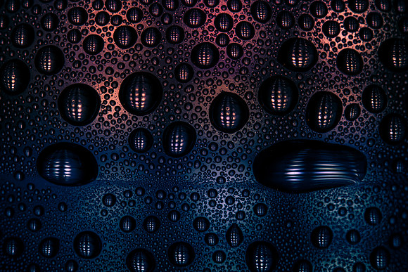 Infinite reflections of light